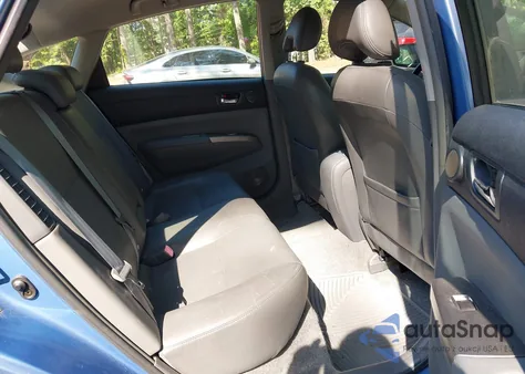 2006 Toyota Prius z USA, uszkodzony, nr VIN JTDKB2OU967507478